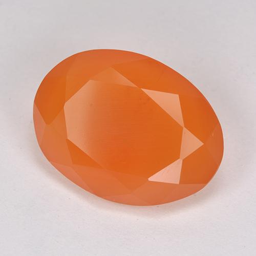 Cornalina Naranja melocotón vívido natural de 7.95 ct, Corte Óvalo, Translúcido
