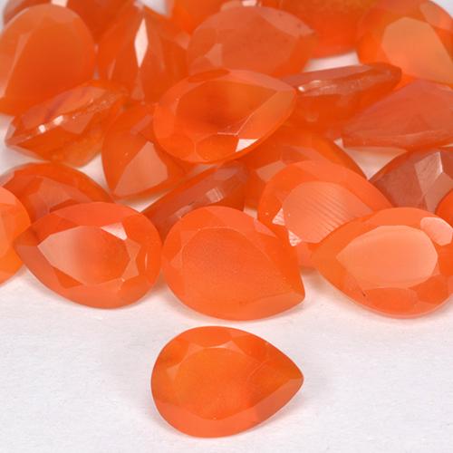Cornalina naranja natural de 0,63 ct, en forma de pera, translúcido