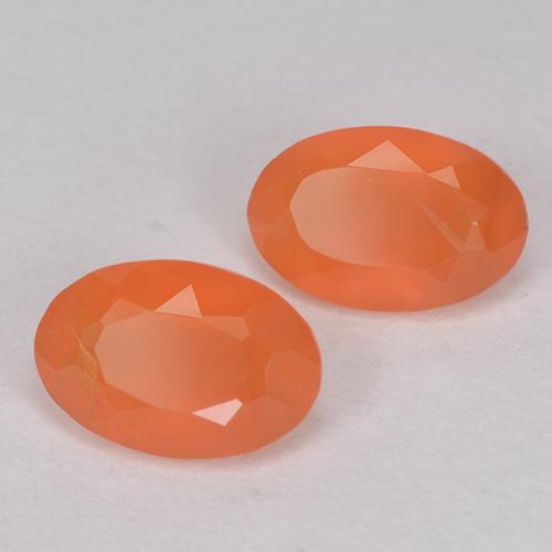 Gemas de Cornalina Naranja fuego natural de 0.77 ct, Corte Óvalo, Translúcido
