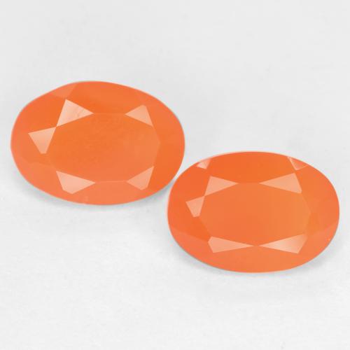 Gemas de Cornalina Naranja intenso natural de 1.36 ct, Corte Óvalo, Translúcido