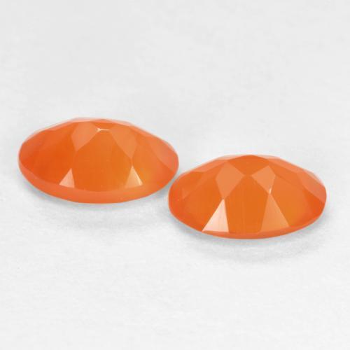 Gemas de cornalina naranja natural de 0,77 ct, corte óvalo, translúcido