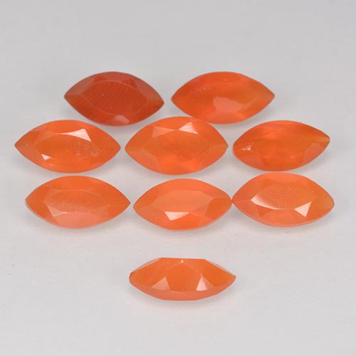 Cornalina Naranja melocotón vívido natural de 0.25 ct, Marquesa, Translúcido