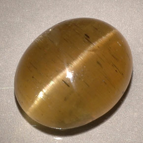 Apatita Ojo de Gato Verde amarillo natural de 5.96 ct, Transparente, Transparente / Translúcido