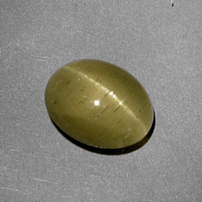 Apatita Ojo de Gato Dorado verdoso natural de 2.39 ct, Corte Óvalo, Translúcido