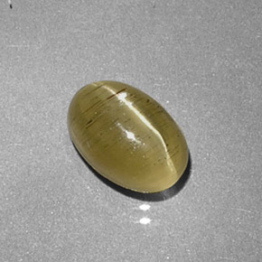Apatita Ojo de Gato Verde dorado natural de 1.42 ct, Corte Óvalo, Translúcido