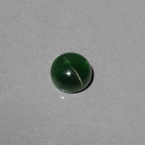 Apatita Ojo de Gato Verde natural de 2.01 ct, Corte Redondo, Translúcido