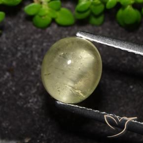 Apatita Ojo de Gato Amarillo neutral natural de 2.34 ct, Ovalada, Transparente