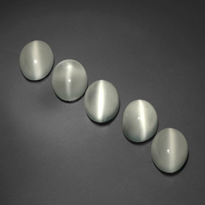 Gemas de cat's eye moonstone blanco natural de  ct, transparente, transparente / translúcido