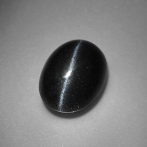 Cat's eye scapolite negro natural de 3,37 ct, corte óvalo, opaco