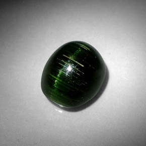 Cat's eye tourmaline verde natural de 4,67 ct, corte óvalo, opaco