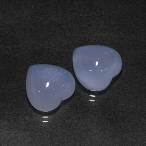 Gemas de calcedonia azul natural de  ct, forma de corazón, translúcido