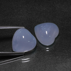 Gemas de calcedonia azul natural de  ct, forma de corazón, translúcido