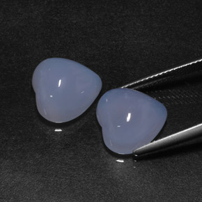 Gemas de calcedonia azul natural de  ct, forma de corazón, translúcido