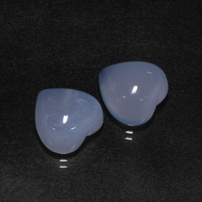 Gemas de calcedonia azul natural de  ct, forma de corazón, translúcido
