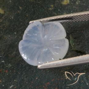 Calcedonia Azul púrpura claro natural de 5.46 ct, Corte Flor, Translúcido