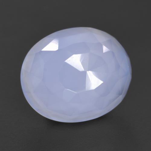 Calcedonia Azul claro natural de 4.75 ct, Corte Óvalo, Translúcido
