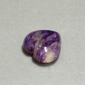 Charoíta Violeta natural de 4.46 ct, Forma de corazón, Opaco