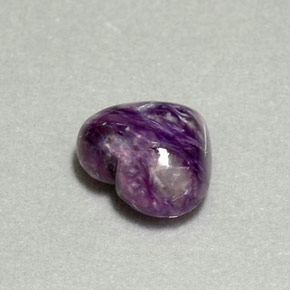 Charoíta violeta natural de 4,16 ct, forma de corazón, opaco