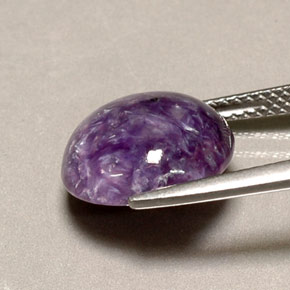 Charoíta Violeta natural de 5.29 ct, Corte Redondo, Opaco
