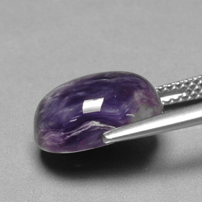 Charoíta violeta natural de 4,98 ct, corte óvalo, opaco