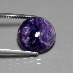 Charoíta Violeta natural de 7.84 ct, Corte Redondo, Opaco
