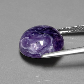 Charoíta Violeta natural de 7.84 ct, Corte Redondo, Opaco