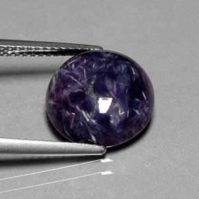 Charoíta Violeta natural de 4.70 ct, Corte Redondo, Opaco