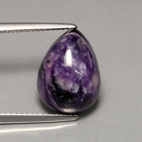 Charoíta violeta natural de 5,63 ct, en forma de pera, opaco