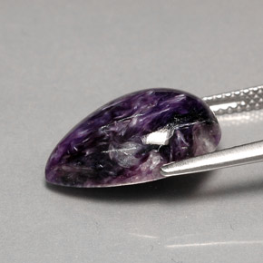 Charoíta Violeta natural de 5.19 ct, En forma de pera, Opaco