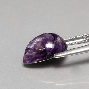 Charoíta violeta natural de 3,61 ct, en forma de pera, opaco