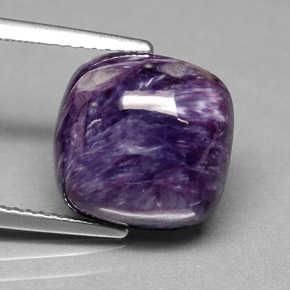 Charoíta violeta natural de 6,76 ct, corte cojín, opaco