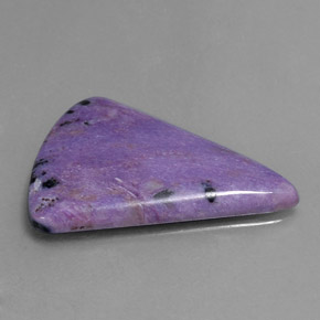 Charoíta violeta natural de 7,32 ct, forma elegante, opaco
