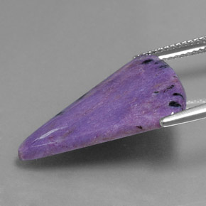 Charoíta violeta natural de 7,32 ct, forma elegante, opaco