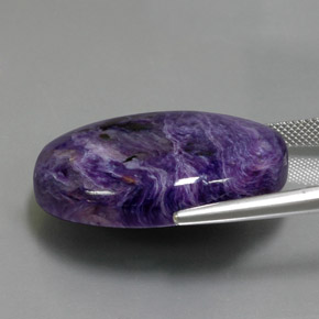 Charoíta Violeta natural de 54.26 ct, Corte Óvalo, Opaco