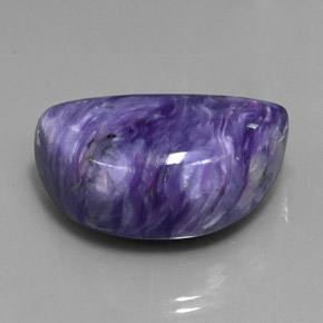 Charoíta violeta natural de 60,66 ct, forma elegante, opaco