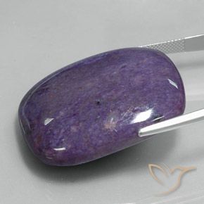 Charoíta Violeta oscuro natural de 87.70 ct, Forma Cojín, Opaco