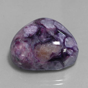 Charoíta violeta natural de 43,55 ct, forma elegante, opaco