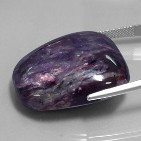 Charoíta Violeta natural de 74.33 ct, Forma elegante, Opaco