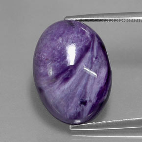 Charoíta violeta natural de 12,03 ct, corte óvalo, opaco