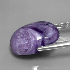 Charoíta violeta natural de 12,03 ct, corte óvalo, opaco