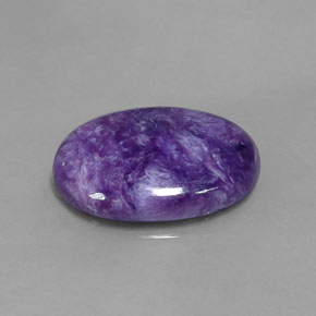 Charoíta violeta natural de 7,41 ct, corte óvalo, opaco