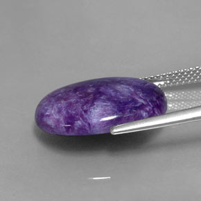 Charoíta violeta natural de 7,41 ct, corte óvalo, opaco