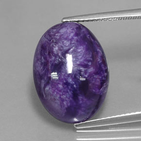 Charoíta violeta natural de 10,76 ct, corte óvalo, opaco