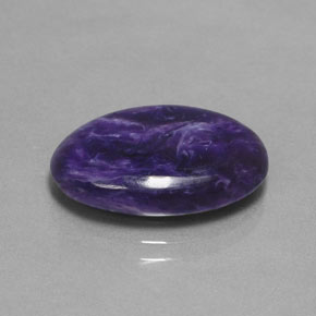 Charoíta violeta natural de 7,75 ct, corte óvalo, opaco