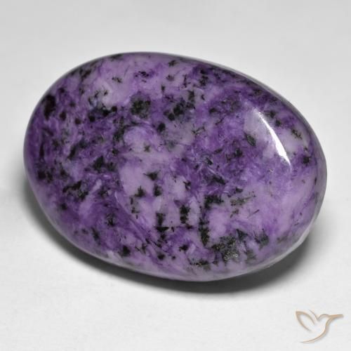 Charoíta Violeta oscuro natural de 37.63 ct, Ovalada, Opaco