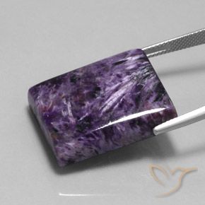 Charoíta Violeta oscuro medio natural de 40.10 ct, Corte Baguette, Opaco