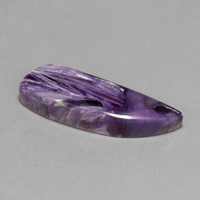Charoíta Violeta natural de 14.90 ct, Forma elegante, Opaco