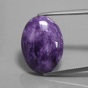 Charoíta Violeta natural de 16.85 ct, Corte Óvalo, Opaco
