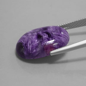 Charoíta Violeta natural de 17.94 ct, Corte Óvalo, Opaco