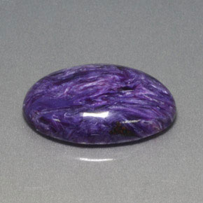 Charoíta Violeta natural de 14.32 ct, Corte Óvalo, Opaco